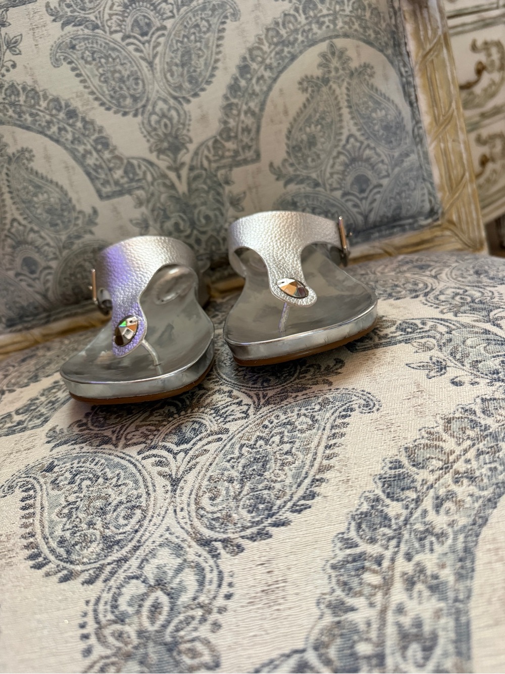 Gianni Bini Silver Metallic T-strap Sandals with Stud Detail - Picture 7 of 10